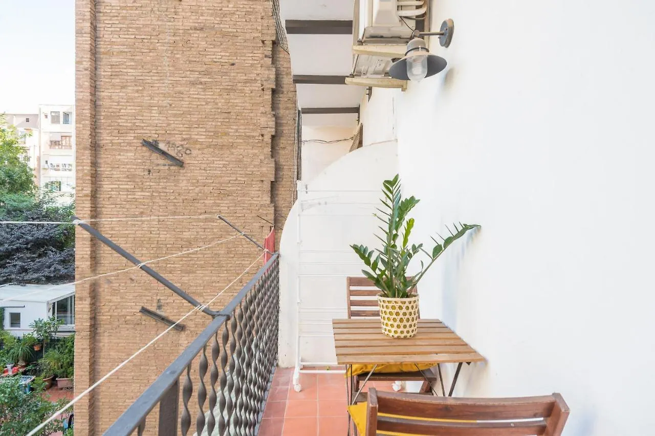 Apartment Spacious 3 Bed Apt In The Heart Of Sant Antoni Barcelona Spain